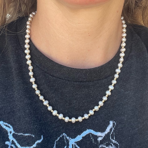 14k Gold & Pearl Necklace - Picture 5 of 5
